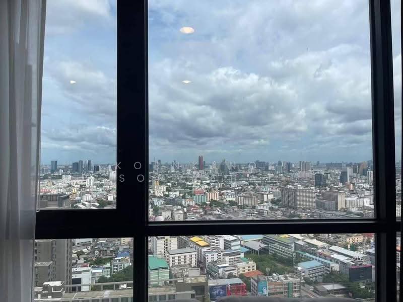 XT Huaikhwang, Bangkok, 244 Ratchadaphisek Road, Huai Khwang, Bangkok, 1 Bedroom, 30 sqm, Condo For Rent, by Kornkanok Sonvichai, 500603487 - DDproperty.com