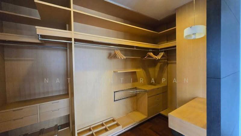 Tower Park, bangkok, 88 Soi Sukhumvit 3, Sukhumvit Road, Khlongtoei Nua, Watthana, Bangkok, 3 Bedrooms, 280 sqm, Condo For Rent, by Nat Tantirapan, 500603532 - DDproperty.com