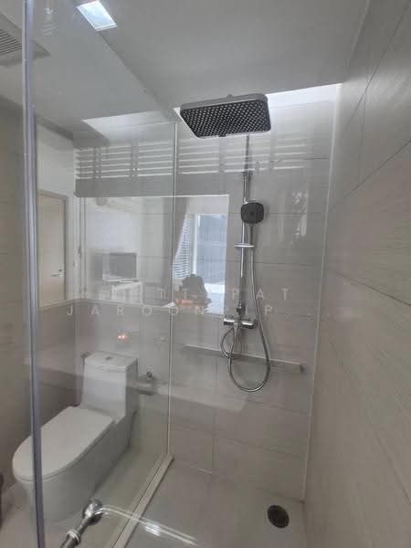Siri At Sukhumvit, Bangkok, 902 Sukhumvit Road, Phra Kanong, Khlong Toei, Bangkok, 1 Bedroom, 52 sqm, Condo For Rent, by Jettapat Jaroonpipatkun, 500603557 - DDproperty.com