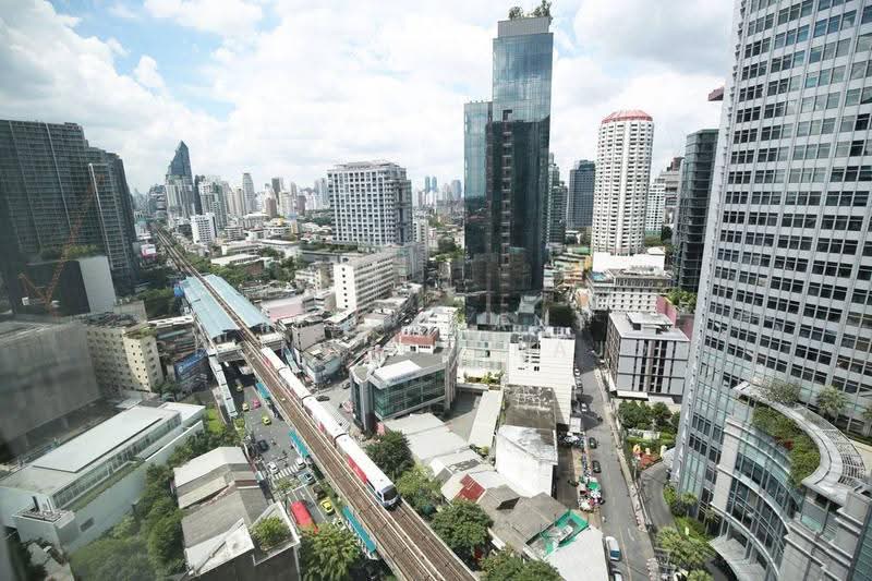 Siri At Sukhumvit, Bangkok, 902 Sukhumvit Road, Phra Kanong, Khlong Toei, Bangkok, 2 Bedrooms, 74 sqm, Condo For Rent, by Teeranant Chonwisaikajon, 500603570 - DDproperty.com