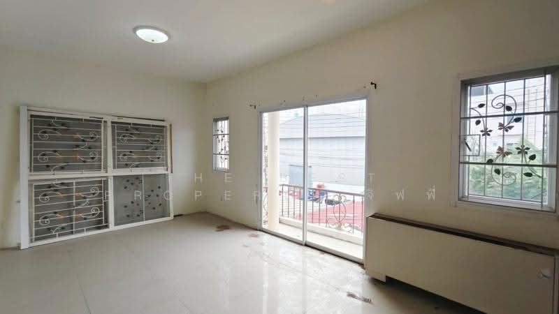 หมู่บ้านกิตติยาซิตี้ เพชรเกษม-พุทธมณฑลสาย4, Samut Sakhon, Om Noi, Krathum Baen, Samut Sakhon, 3 Bedrooms, 114 sqm, Townhouse For Sale, by The Best Property จิฟฟี่, 500603732 - DDproperty.com