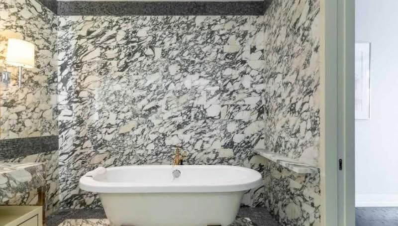 The Ritz-Carlton Residences : เดอะ ริซท์-คาร์ลตัน เรสซิเดนเซส, กรุงเทพ, 114 ถ.นราธิวาสราชนครินทร์, สีลม, บางรัก, กรุงเทพ, 155 ตร.ม., คอนโด ให้เช่า, โดย Jettapat Jaroonpipatkun, 500603735 - DDproperty.com