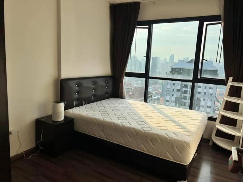 The Base Park East Sukhumvit 77, Bangkok, 99 Soi Pridi Banomyong 2, Phra Kanong Nua, Watthana, Bangkok, 1 Bedroom, 31 sqm, Condo For Rent, by Vinit Arora, 500603908 - DDproperty.com