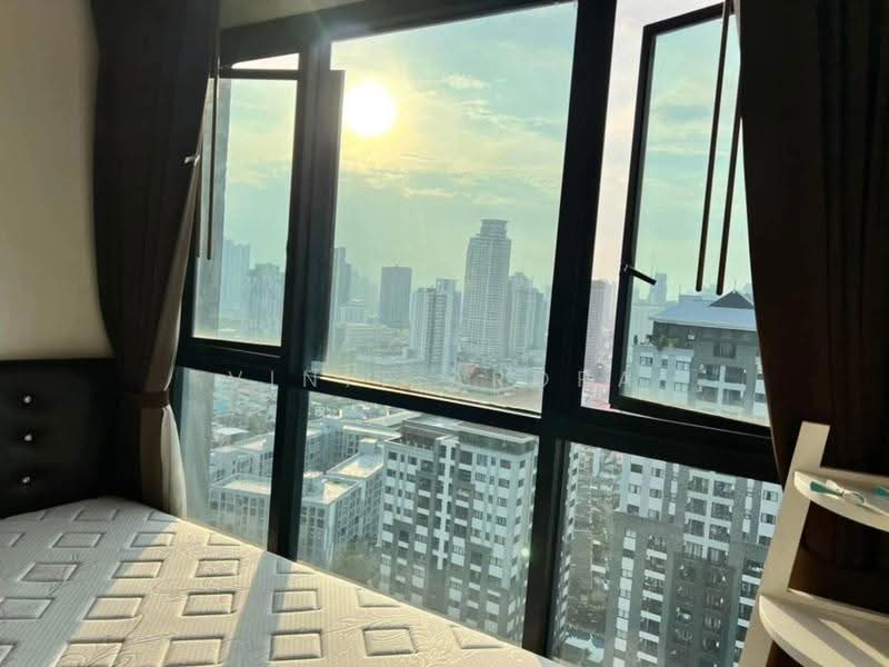 The Base Park East Sukhumvit 77, Bangkok, 99 Soi Pridi Banomyong 2, Phra Kanong Nua, Watthana, Bangkok, 1 Bedroom, 31 sqm, Condo For Rent, by Vinit Arora, 500603908 - DDproperty.com