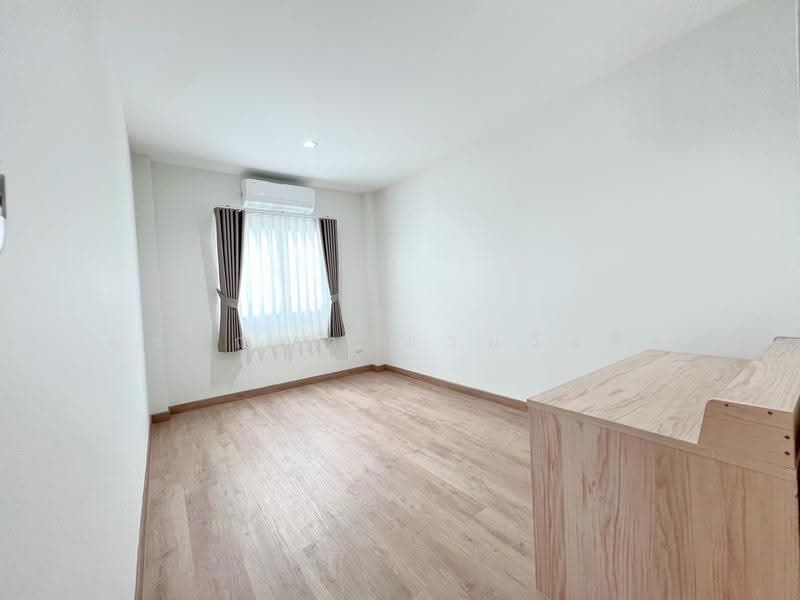 Palm Ville New Sankamphaeng, chiang-mai, Mu Ban Kan Kanok Rd, San Kamphaeng, Chiang Mai, 4 Bedrooms, 234 sqm, Single Detached House For Rent, by อรกัญญา สายวังกิจ, 500603932 - DDproperty.com