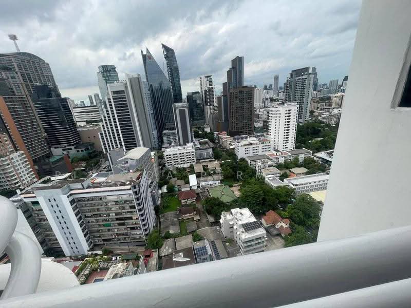 Regent on the Park 1, Bangkok, Soi Sukhumvit 26, Khong Tan, Khlong Toei, Bangkok, 3 Bedrooms, 250 sqm, Condo For Rent, by Rinrada Permpool, 500604136 - DDproperty.com