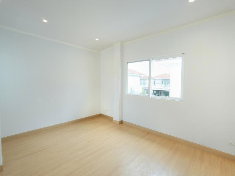 Renovated Semi-Detached: Supalai Ville Khlong 2, Pathum Thani, Pathum Thani, Khlong Song, Khlong Luang, Pathum Thani, 3 Bedrooms, 151 sqm, Semi-Detached House (Twin House) For Sale, by พิมพ์นภัส ภูธนภัทร, 500604289 - DDproperty.com