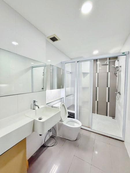 Rhythm Ratchada, Bangkok, 558 Ratchadaphisek Road, Samsen Nok, Huai Khwang, Bangkok, 1 Bedroom, 46 sqm, Condo For Rent, by Jettapat Jaroonpipatkun, 500604333 - DDproperty.com