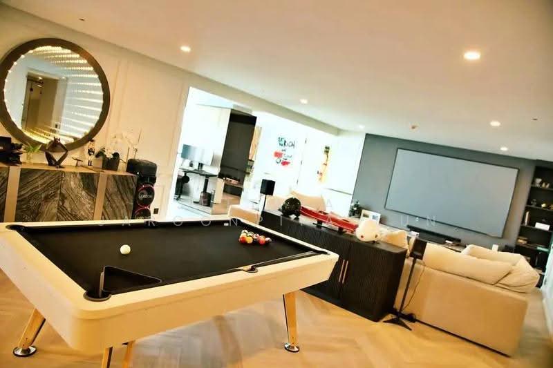Fifty Fifth Tower, Bangkok, 84 Soi Sukhumvit 55, Sukhumvit Road, Khlong Tan Nua, Watthana, Bangkok, 4 Bedrooms, 275 sqm, Condo For Sale, by Jettapat Jaroonpipatkun, 500604392 - DDproperty.com