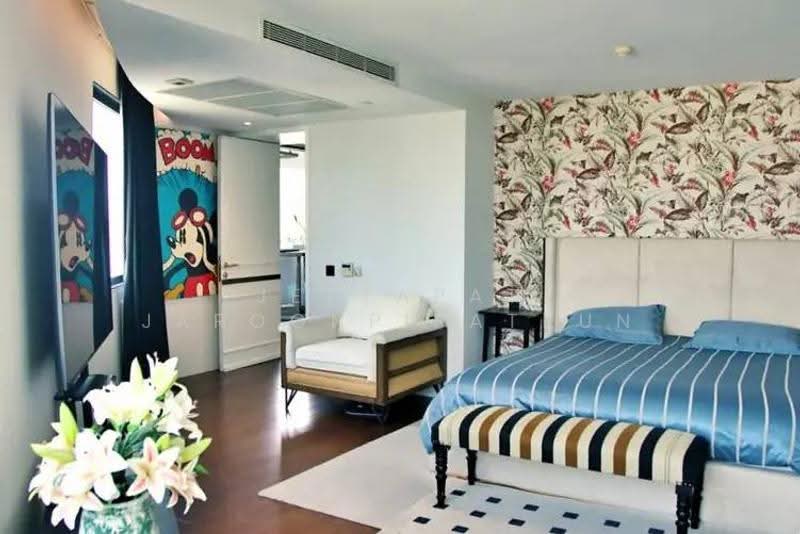Fifty Fifth Tower, Bangkok, 84 Soi Sukhumvit 55, Sukhumvit Road, Khlong Tan Nua, Watthana, Bangkok, 4 Bedrooms, 275 sqm, Condo For Sale, by Jettapat Jaroonpipatkun, 500604392 - DDproperty.com