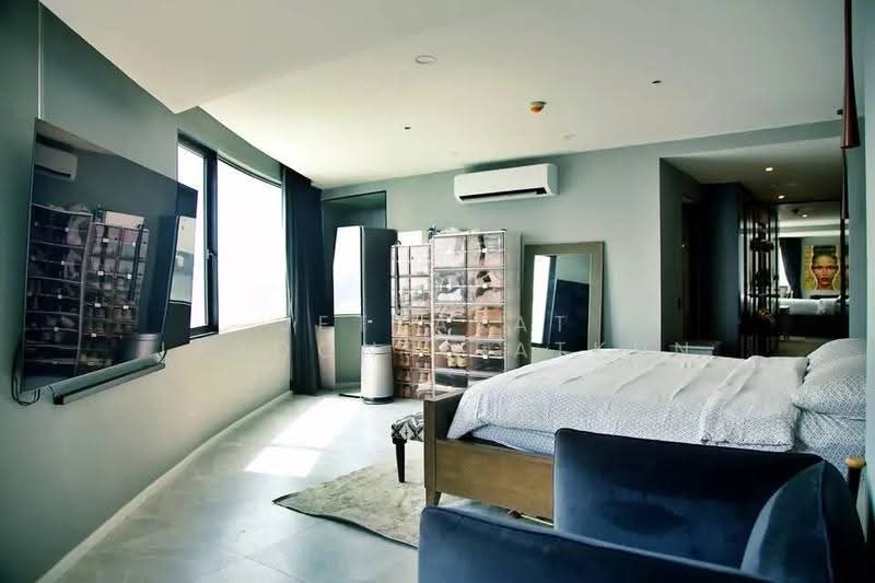Fifty Fifth Tower, Bangkok, 84 Soi Sukhumvit 55, Sukhumvit Road, Khlong Tan Nua, Watthana, Bangkok, 4 Bedrooms, 275 sqm, Condo For Sale, by Jettapat Jaroonpipatkun, 500604392 - DDproperty.com