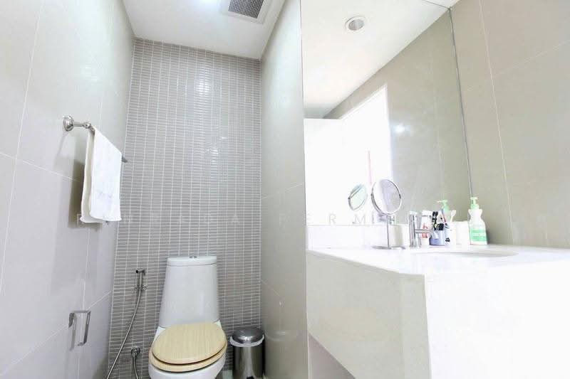 The Trendy, bangkok, 10 Soi Sukhumvit 13, Khlongtoei Nua, Watthana, Bangkok, 1 Bedroom, 65 sqm, Condo For Sale, by Rinrada Permpool, 500604427 - DDproperty.com