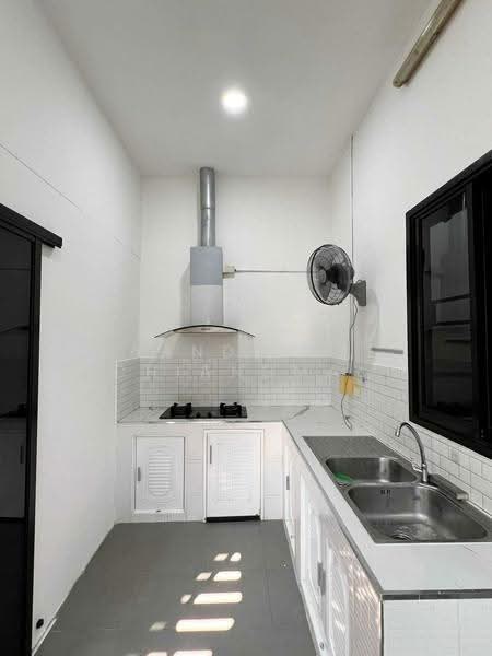 Townhome for rent near Payap University, Chiang Mai Rental Price: 15,000 THB / month No.6H359, Chiang Mai, Nong Pa Krang, Muang Chiang Mai, Chiang Mai, 2 Bedrooms, 110 sqm, Townhouse For Rent, by Baandeedee Chiangmai, 500604485 - DDproperty.com
