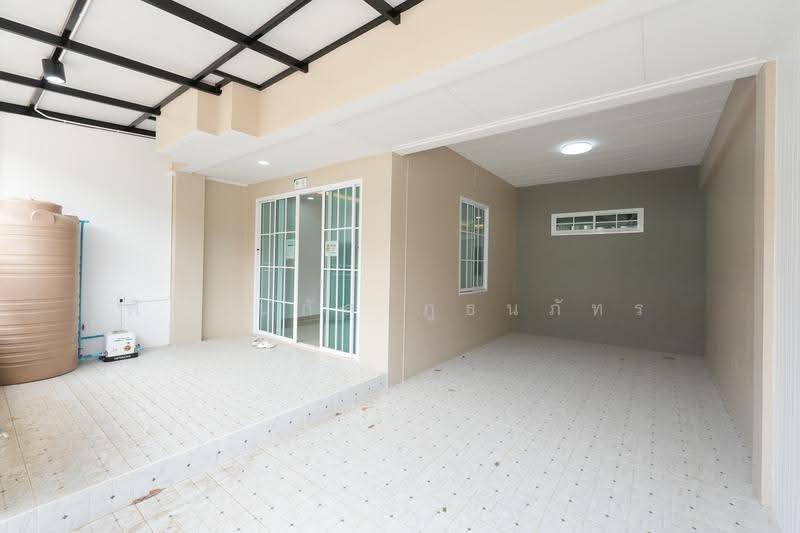 Renovated Townhouse: Thai Somboon 2, Khlong 3, Pathum Thani, pathum-thani, ถนนเลียบคลองสาม (ถนนโยธาธิการคูคต-คลองหลวง), Khlong Sam, Khlong Luang, Pathum Thani, 3 Bedrooms, 88 sqm, Townhouse For Sale, by พิมพ์นภัส ภูธนภัทร, 500604570 - DDproperty.com