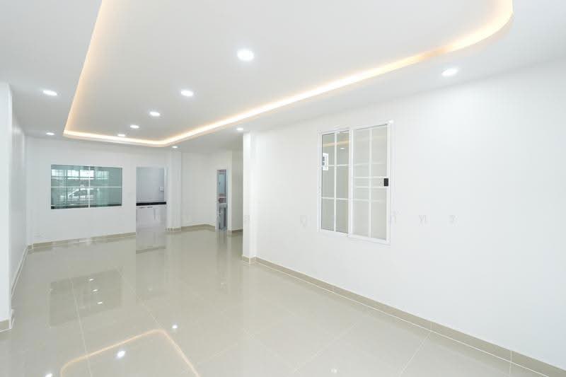Renovated Townhouse: Thai Somboon 2, Khlong 3, Pathum Thani, pathum-thani, ถนนเลียบคลองสาม (ถนนโยธาธิการคูคต-คลองหลวง), Khlong Sam, Khlong Luang, Pathum Thani, 3 Bedrooms, 88 sqm, Townhouse For Sale, by พิมพ์นภัส ภูธนภัทร, 500604570 - DDproperty.com
