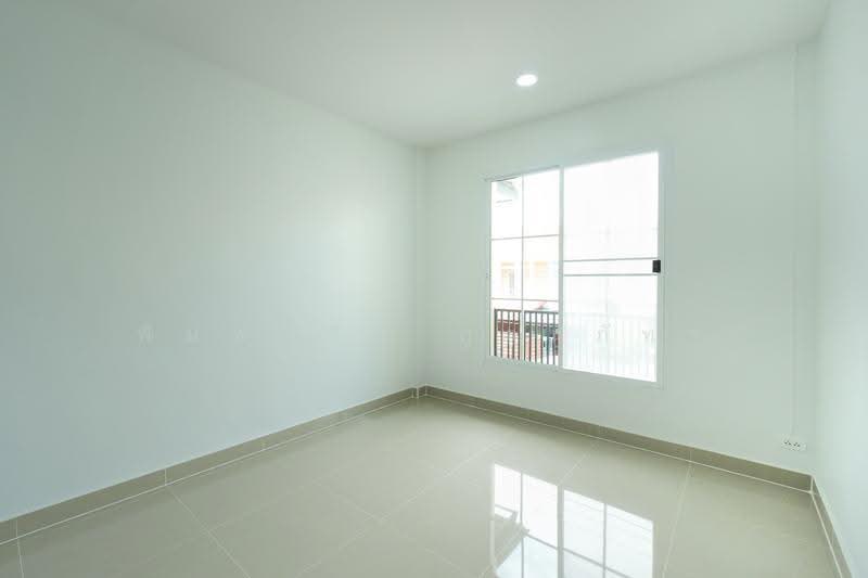 Renovated Townhouse: Thai Somboon 2, Khlong 3, Pathum Thani, pathum-thani, ถนนเลียบคลองสาม (ถนนโยธาธิการคูคต-คลองหลวง), Khlong Sam, Khlong Luang, Pathum Thani, 3 Bedrooms, 88 sqm, Townhouse For Sale, by พิมพ์นภัส ภูธนภัทร, 500604570 - DDproperty.com