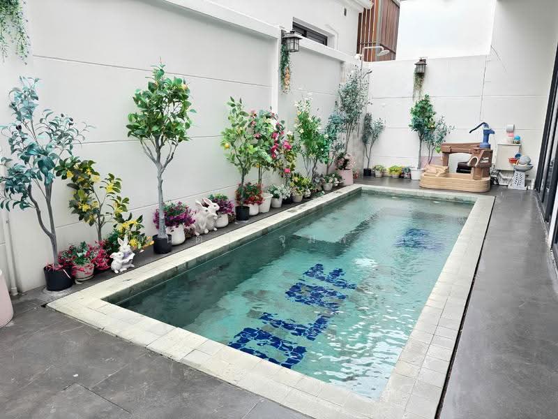 Prime Nine Ekamai, bangkok, Soi Kamnoet Sap 2 Pradit Manutham Road, Bang Kapi, Huai Khwang, Bangkok, 3 Bedrooms, 315 sqm, Townhouse For Sale, by ดนิตา จุมพลา, 500604606 - DDproperty.com