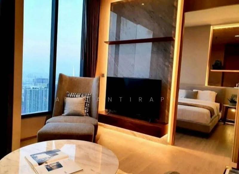 The Esse Asoke, Bangkok, 333 Soi Sukhumvit 21, Sukhumvit Road, Khlongtoei Nua, Watthana, Bangkok, 1 Bedroom, 45 sqm, Condo For Rent, by Nat Tantirapan, 500604657 - DDproperty.com