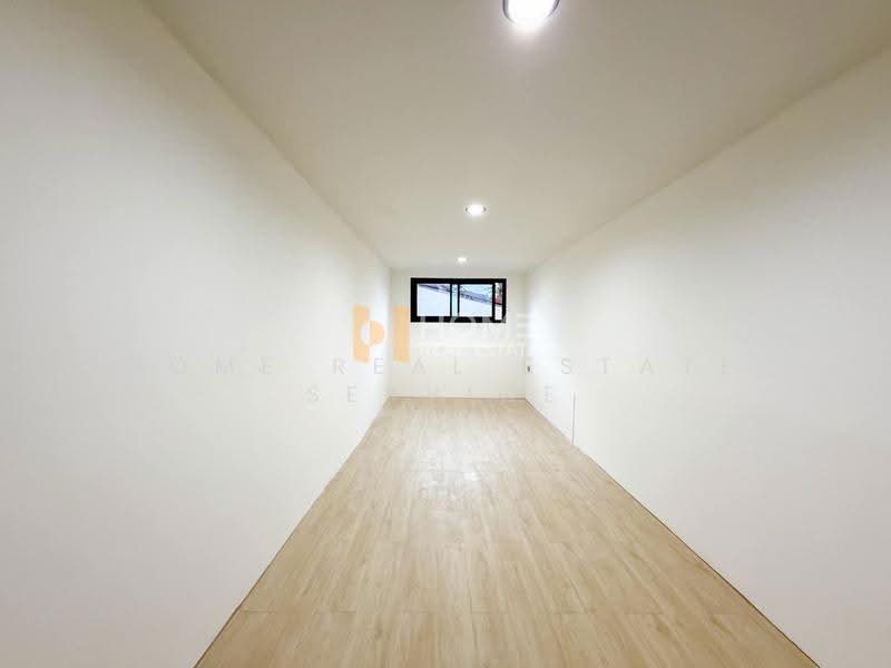 อิ่มอัมพร 2, Bangkok, Bang Chuek Nang, Taling Chan, Bangkok, 5 Bedrooms, 200 sqm, Semi-Detached House (Twin House) For Sale, by HOME Real Estate Service, 500604736 - DDproperty.com