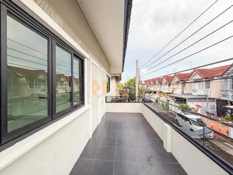 อิ่มอัมพร 2, Bangkok, Bang Chuek Nang, Taling Chan, Bangkok, 5 Bedrooms, 200 sqm, Semi-Detached House (Twin House) For Sale, by HOME Real Estate Service, 500604736 - DDproperty.com