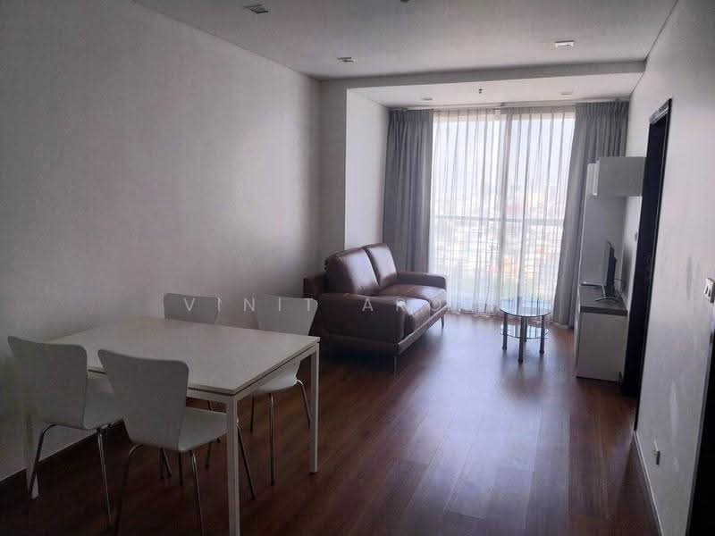 Le Luk Condominium, bangkok, 1599 291 Sukhumvit Rd, Phra Kanong Nua, Watthana, Bangkok, 1 Bedroom, 50 sqm, Condo For Rent, by Vinit Arora, 500604825 - DDproperty.com