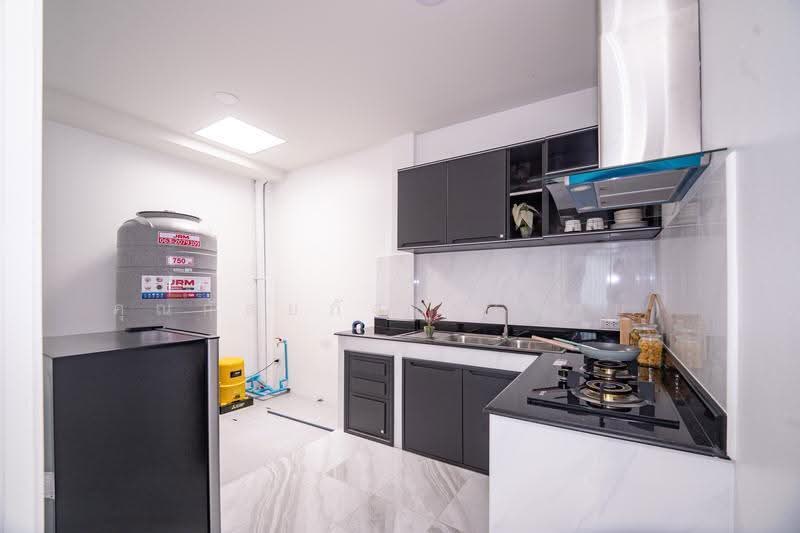 Home Rich village Donmueang, Bangkok, สรงประภา, Si Khan, Don Mueang, Bangkok, 4 Bedrooms, 150 sqm, Townhouse For Sale, by คุณกัลยภัสส์ (กัลย์), 500604865 - DDproperty.com