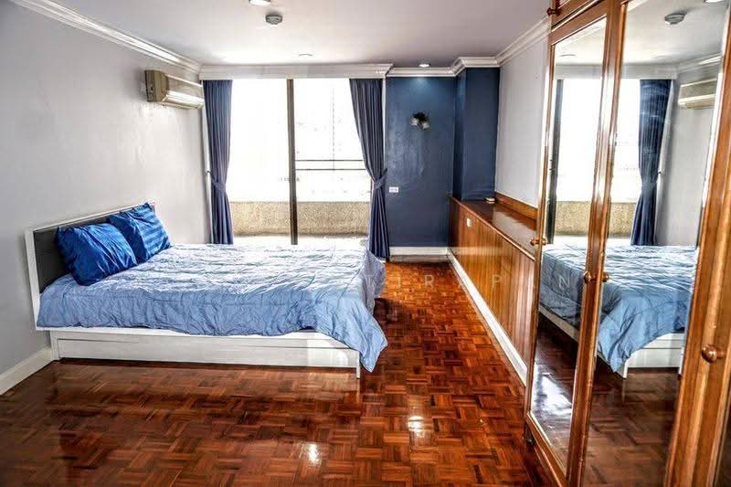 Asoke Towers, Bangkok, Sukhumvit 21 Road, Khlongtoei Nua, Watthana, Bangkok, 3 Bedrooms, 286 sqm, Condo For Sale, by Nat Tantirapan, 500604870 - DDproperty.com