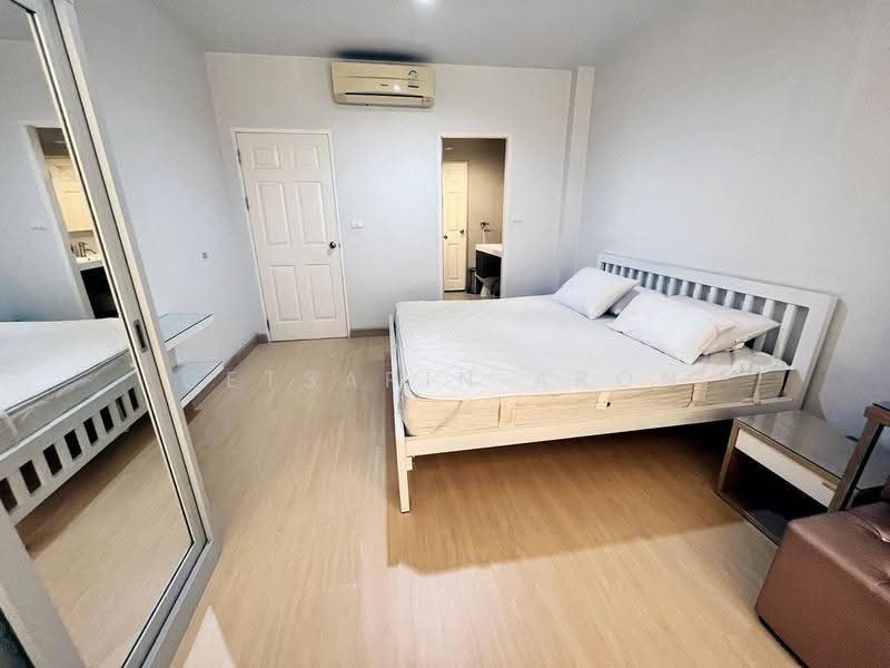 Life @ Ratchada-Huai Khwang, Bangkok, 189 Pracharatbamphen Road, Huai Khwang, Bangkok, 2 Bedrooms, 55 sqm, Condo For Rent, by Getsarin Aron, 500604896 - DDproperty.com