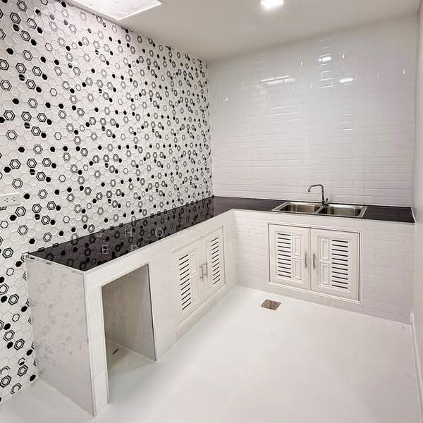 Moobaan Baan Saeng Tawan Rangsit-Nakhon Nayok Khlong 11 Road, pathum-thani, Rangsit-Nakhon Nayok Road, Bung Nam Rak, Thanyaburi, Pathum Thani, 2 Bedrooms, 90 sqm, Townhouse For Sale, by AJHOMECENTER - คุณบู้, 500604989 - DDproperty.com