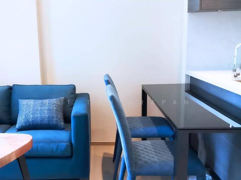 The Esse Asoke, Bangkok, 333 Soi Sukhumvit 21, Sukhumvit Road, Khlongtoei Nua, Watthana, Bangkok, Studio, 37 sqm, Condo For Rent, by Nat Tantirapan, 500605143 - DDproperty.com