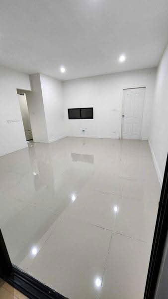3-BR Townhouse, bangkok, Khlong Tanon, Sai Mai, Bangkok, 3 Bedrooms, 144 sqm, Townhouse For Sale, by Tanapat Sakonsontised, 500605155 - DDproperty.com