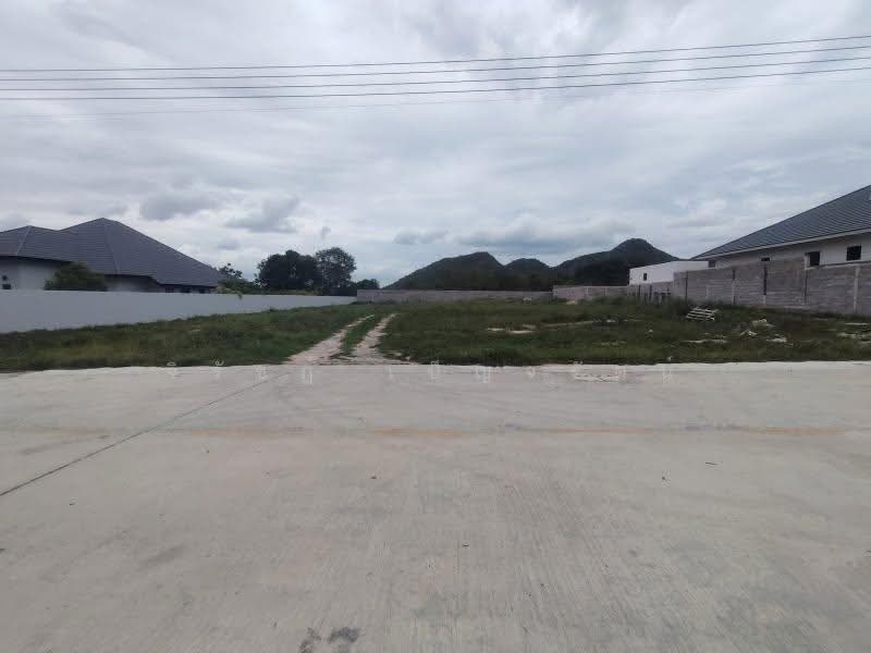 Prime Home Building Plot For Sale! Ideal For Building Your Dream Villa, prachuap-khiri-khan, Thap Tai, Hua Hin, Prachuap Khiri Khan, , 2,400 sqm, Land For Sale, by จิรัชฎ์ เบ็ญจรัตน์, 500605274 - DDproperty.com
