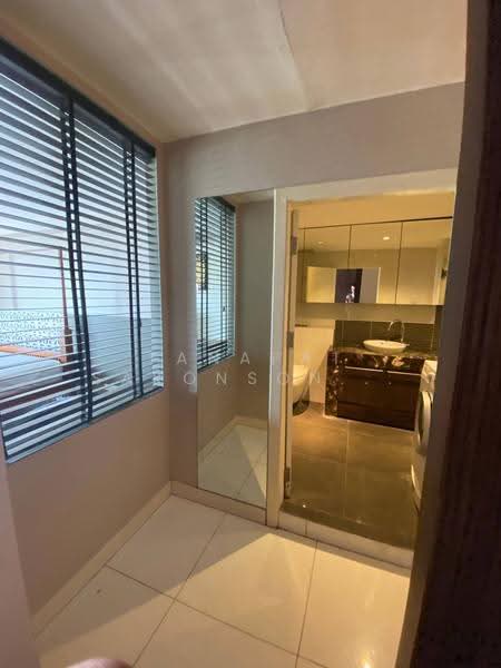 State Tower, bangkok, 1055 Silom Road, Silom, Bang Rak, Bangkok, 1 Bedroom, 68 sqm, Condo For Rent, by Tanapat Sakonsontised, 500605376 - DDproperty.com