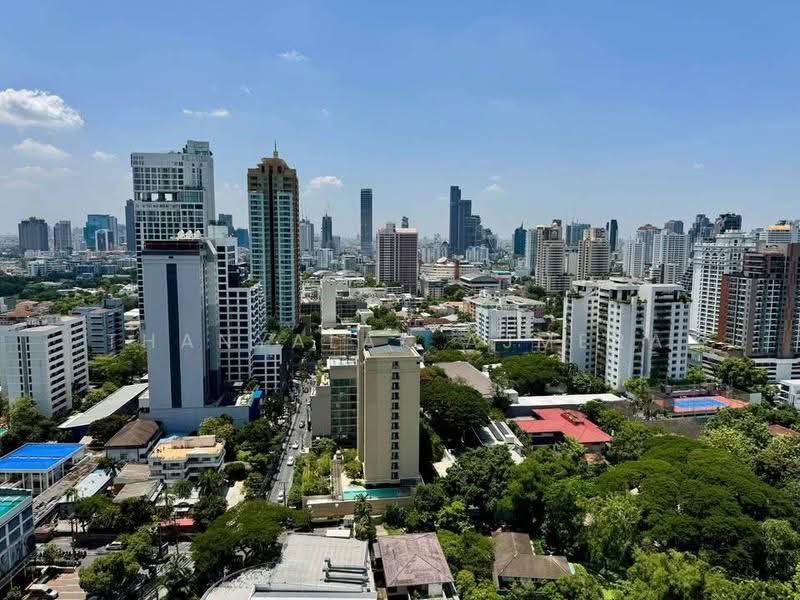 D.S. Tower 1 Sukhumvit 33, Bangkok, Soi Phrom Chit, Khlong Tan Nua, Watthana, Bangkok, 3 Bedrooms, 250 sqm, Condo For Rent, by Thanyalak Ajmera, 500605422 - DDproperty.com