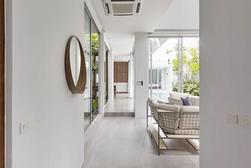 Pool Villa – ใกล้บิ๊กซีแม่เหียะ เพียง 10 นาที ขายราคาเพียง 19.9 ล้านบาท (ค่าโอนคนละครึ่ง) No.9SB462, Chiang Mai, San Phak Wan, Hang Dong, Chiang Mai, 4 Bedrooms, 200 sqm, Single Detached House For Sale, by Baandeedee Chiangmai, 500605616 - DDproperty.com