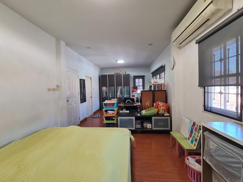 Baan Lalin In The Park Wongwaen – Rattanathibet : บ้านลลิล อิน เดอะ พาร์ค วงแหวนฯ – รัตนาธิเบศร์, นนทบุรี, ถนนวงแหวนฯ-รัตนาธิเบศร์, เสาธงหิน, บางใหญ่, นนทบุรี, 150 ตร.ม., บ้านแฝด ขาย, โดย รัชยา ยุวพันธ์, 500605617 - DDproperty.com