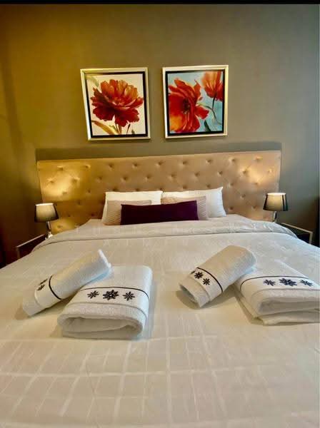 The Capital Ekamai-Thonglor, Bangkok, 2898 New Petchaburi Rd, Bang Kapi, Huai Khwang, Bangkok, 2 Bedrooms, 54 sqm, Condo For Sale, by Thanyalak Ajmera, 500605633 - DDproperty.com