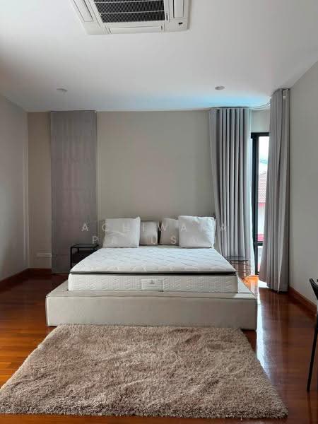 บ้านเดี่ยวพลูวิลล่าสุทธิสาร, Bangkok, อินทามะระ, Huai Khwang, Bangkok, 7 Bedrooms, 625 sqm, Single Detached House For Rent, by Achiwara Panusan, 500605706 - DDproperty.com
