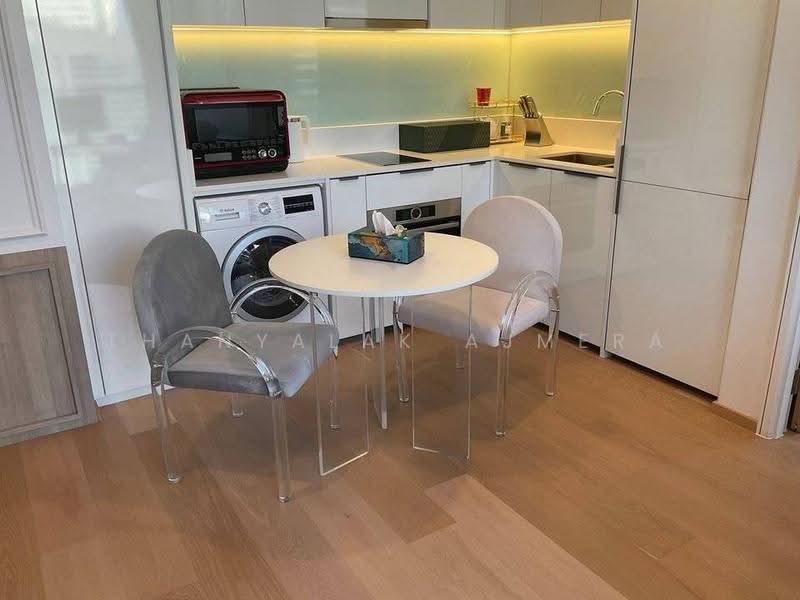 Anil Sathorn 12, Bangkok, 122 N Sathon Rd, Thung Maha Mek, Sathon, Bangkok, 1 Bedroom, 45 sqm, Condo For Sale, by Thanyalak Ajmera, 500605707 - DDproperty.com