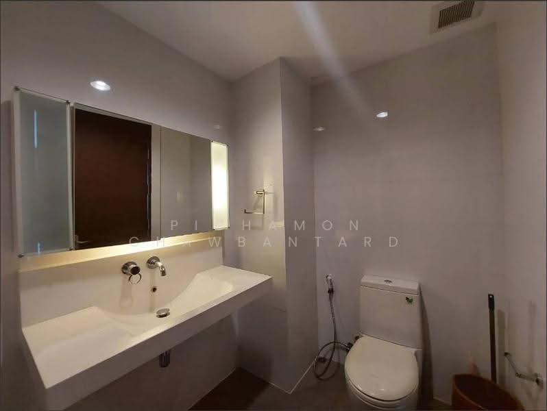 Rhythm Ratchada, Bangkok, 558 Ratchadaphisek Road, Samsen Nok, Huai Khwang, Bangkok, 1 Bedroom, 47 sqm, Condo For Sale, by Pichamon Chawbantard, 500605754 - DDproperty.com