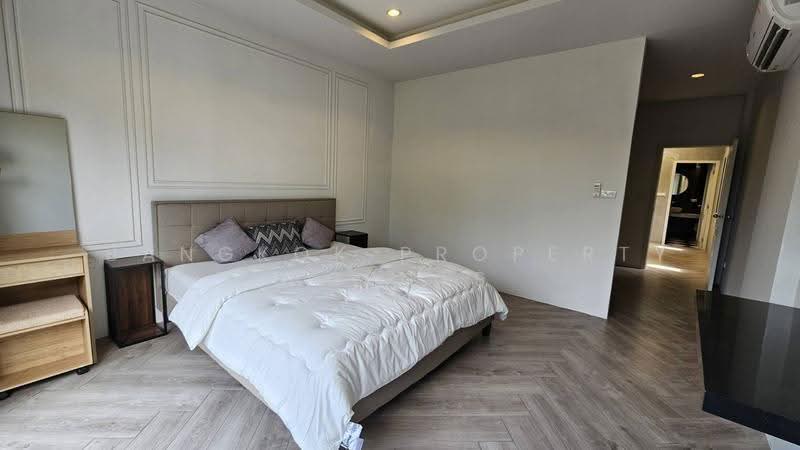 Townhouse in Ekkamai, Bangkok, Khlong Tan Nua, Watthana, Bangkok, 4 Bedrooms, 200 sqm, Townhouse For Rent, by BANGKOK PROPERTY AGENTS, 500605761 - DDproperty.com