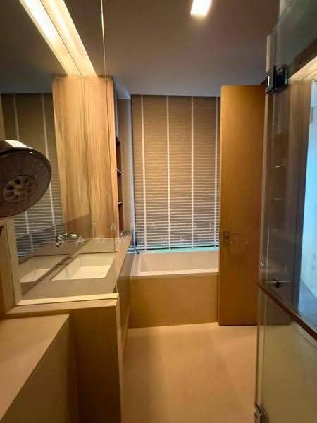 The Esse Asoke, Bangkok, 333 Soi Sukhumvit 21, Sukhumvit Road, Khlongtoei Nua, Watthana, Bangkok, 1 Bedroom, 47 sqm, Condo For Rent, by Tanapon Saowaneeyakorn, 500605849 - DDproperty.com