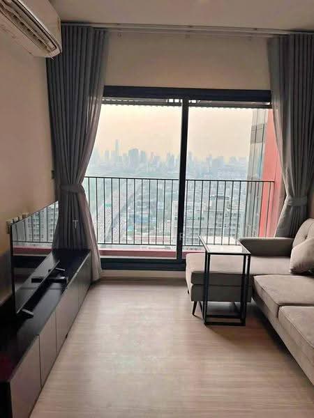 Life Asoke Hype, Bangkok, 339 Chaturathit Rd, Makkasan, Ratchathewi, Bangkok, 1 Bedroom, 32 sqm, Condo For Rent, by Thanyalak Ajmera, 500605950 - DDproperty.com