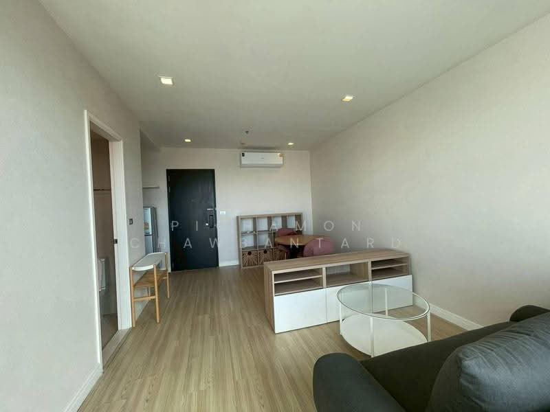 Sky Walk Residences, Bangkok, 1599 Sukhumvit Road, Phra Kanong Nua, Watthana, Bangkok, 1 Bedroom, 52 sqm, Condo For Rent, by Pichamon Chawbantard, 500606227 - DDproperty.com