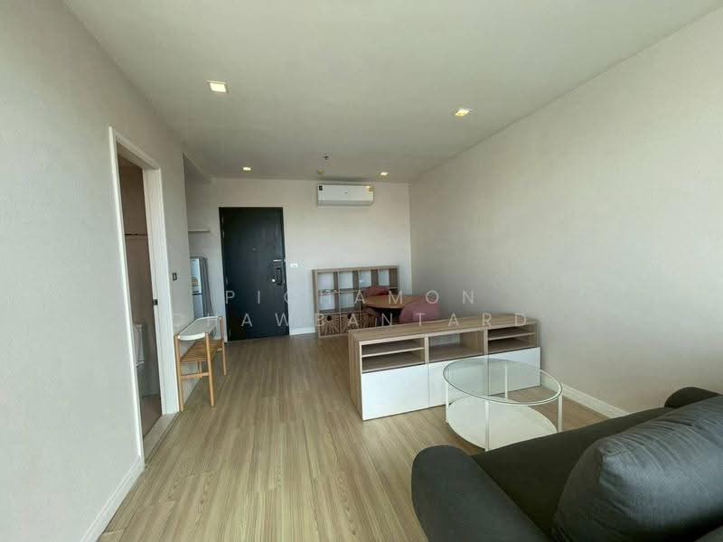 Sky Walk Residences, Bangkok, 1599 Sukhumvit Road, Phra Kanong Nua, Watthana, Bangkok, 1 Bedroom, 52 sqm, Condo For Rent, by Pichamon Chawbantard, 500606227 - DDproperty.com