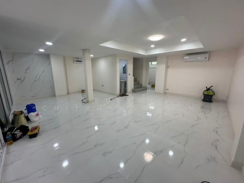 Townhome for Rent – Lat Phrao 80, bangkok, Wang Thonglang, Bangkok, 3 Bedrooms, 350 sqm, Townhouse For Rent, by Pudis Chitrungsakorn, 500606292 - DDproperty.com