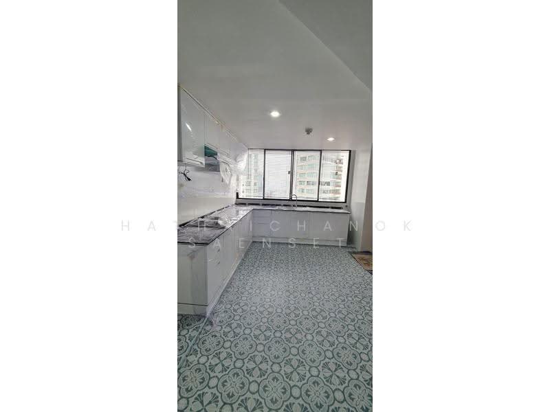 President Park Sukhumvit 24, bangkok, 99 Sukhumvit 24 Alley, Khlongtoei Nua, Watthana, Bangkok, 4 Bedrooms, 305 sqm, Condo For Rent, by Hathaichanok Saenset, 500606297 - DDproperty.com