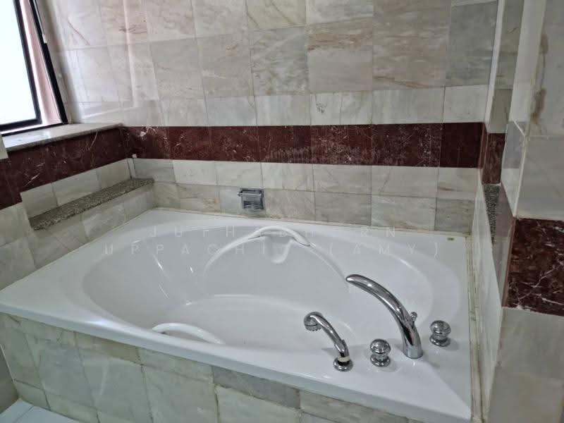 President Park Sukhumvit 24, bangkok, 99 Sukhumvit 24 Alley, Khlongtoei Nua, Watthana, Bangkok, 3 Bedrooms, 260 sqm, Condo For Rent, by Juthabhorn Uppachit (Amy), 500606308 - DDproperty.com