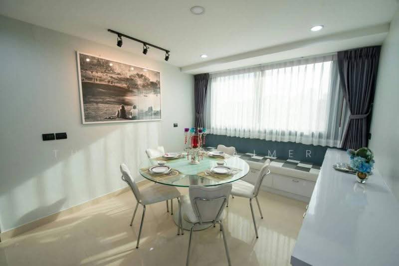 President Park Sukhumvit 24, Bangkok, 99 Sukhumvit 24 Alley, Khlongtoei Nua, Watthana, Bangkok, 3 Bedrooms, 242 sqm, Condo For Rent, by Thanyalak Ajmera, 500606369 - DDproperty.com
