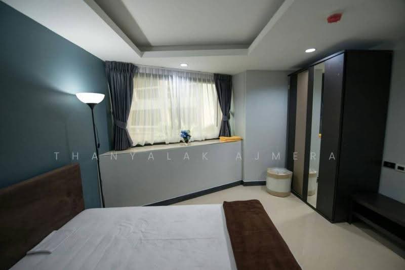 President Park Sukhumvit 24, Bangkok, 99 Sukhumvit 24 Alley, Khlongtoei Nua, Watthana, Bangkok, 3 Bedrooms, 242 sqm, Condo For Rent, by Thanyalak Ajmera, 500606369 - DDproperty.com